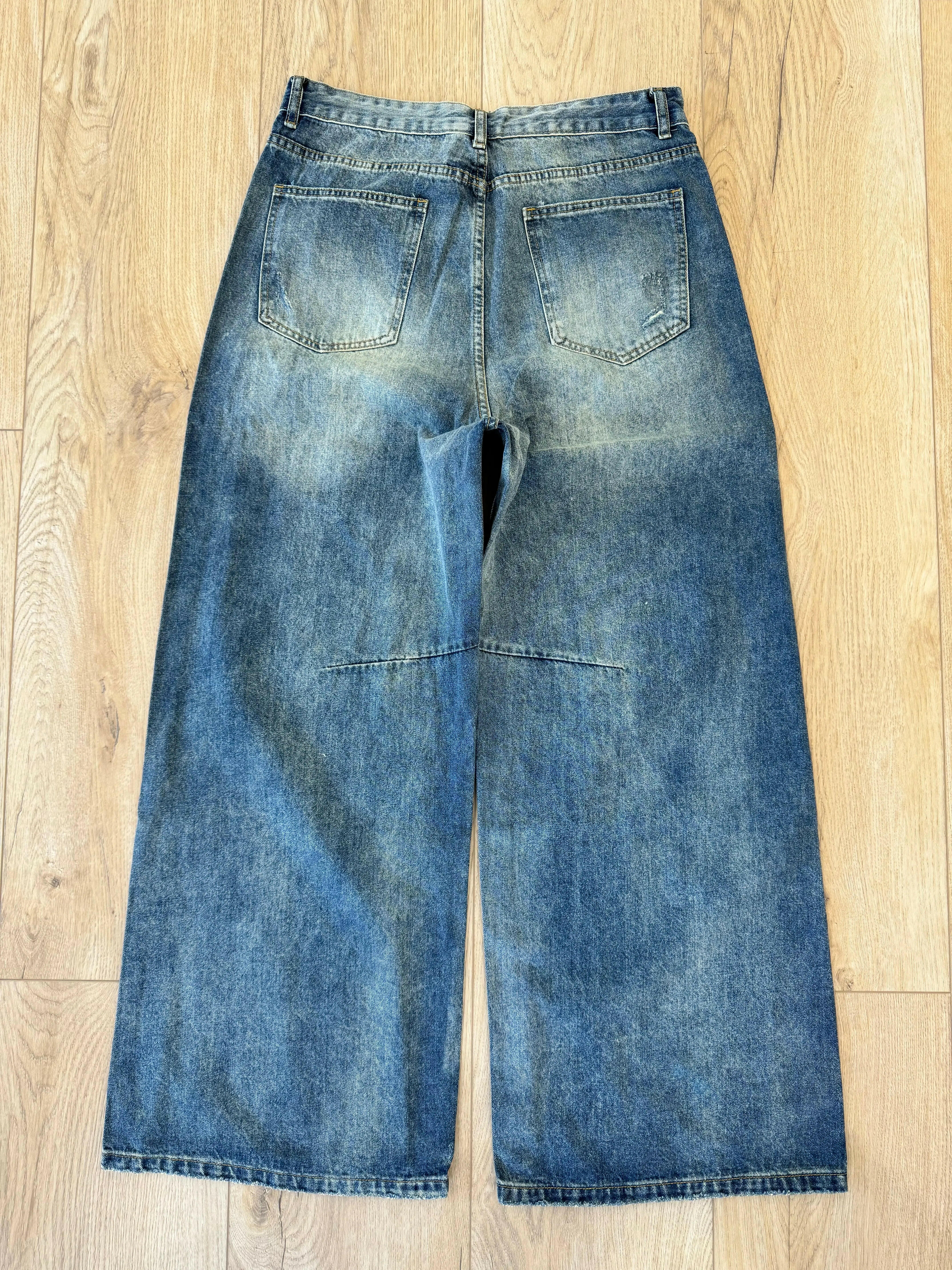 Blue-Gray Distressed Baggy Jeans - Image 6