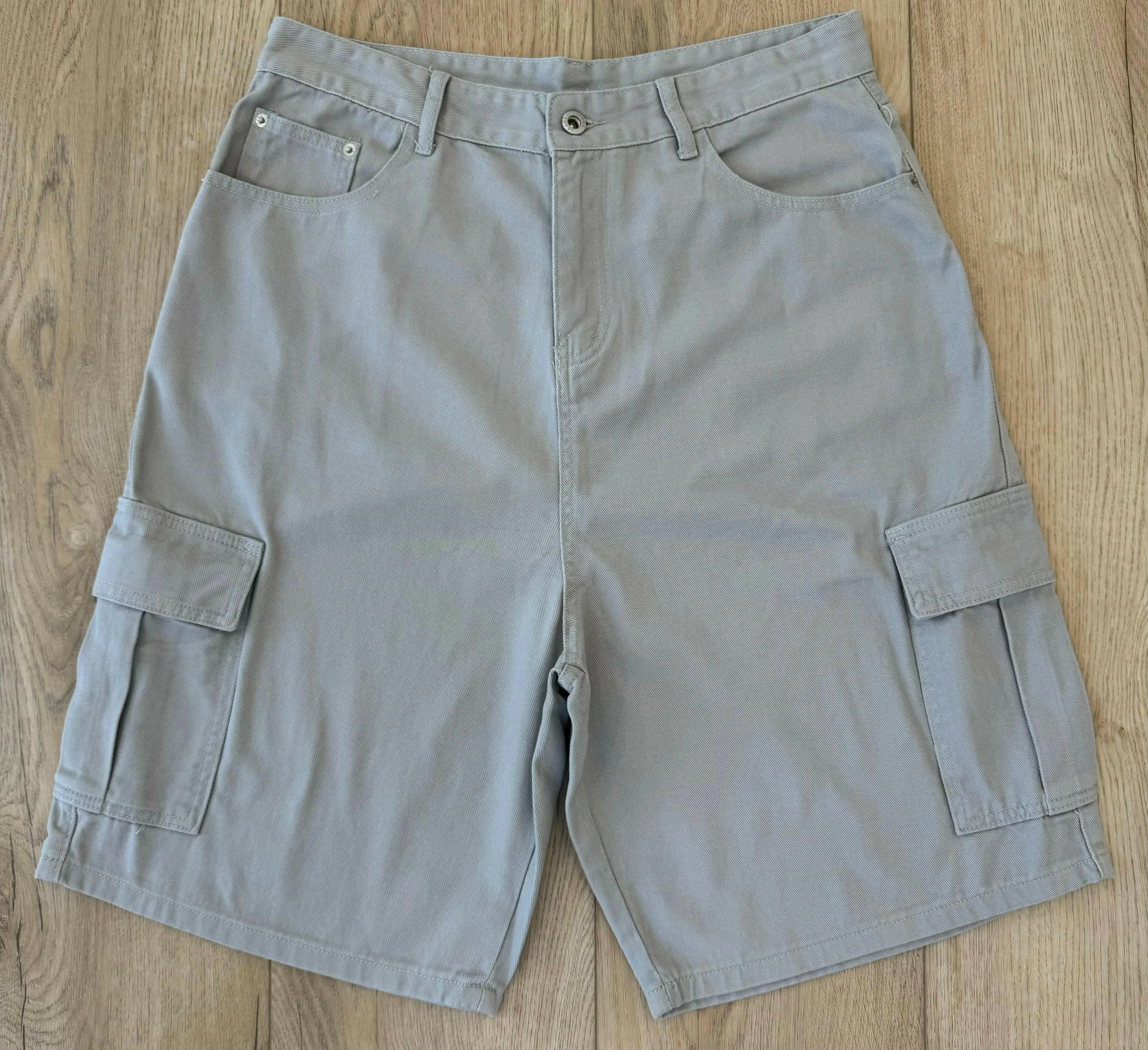 Light Gray Baggy Long Cargo Jorts - Image 5