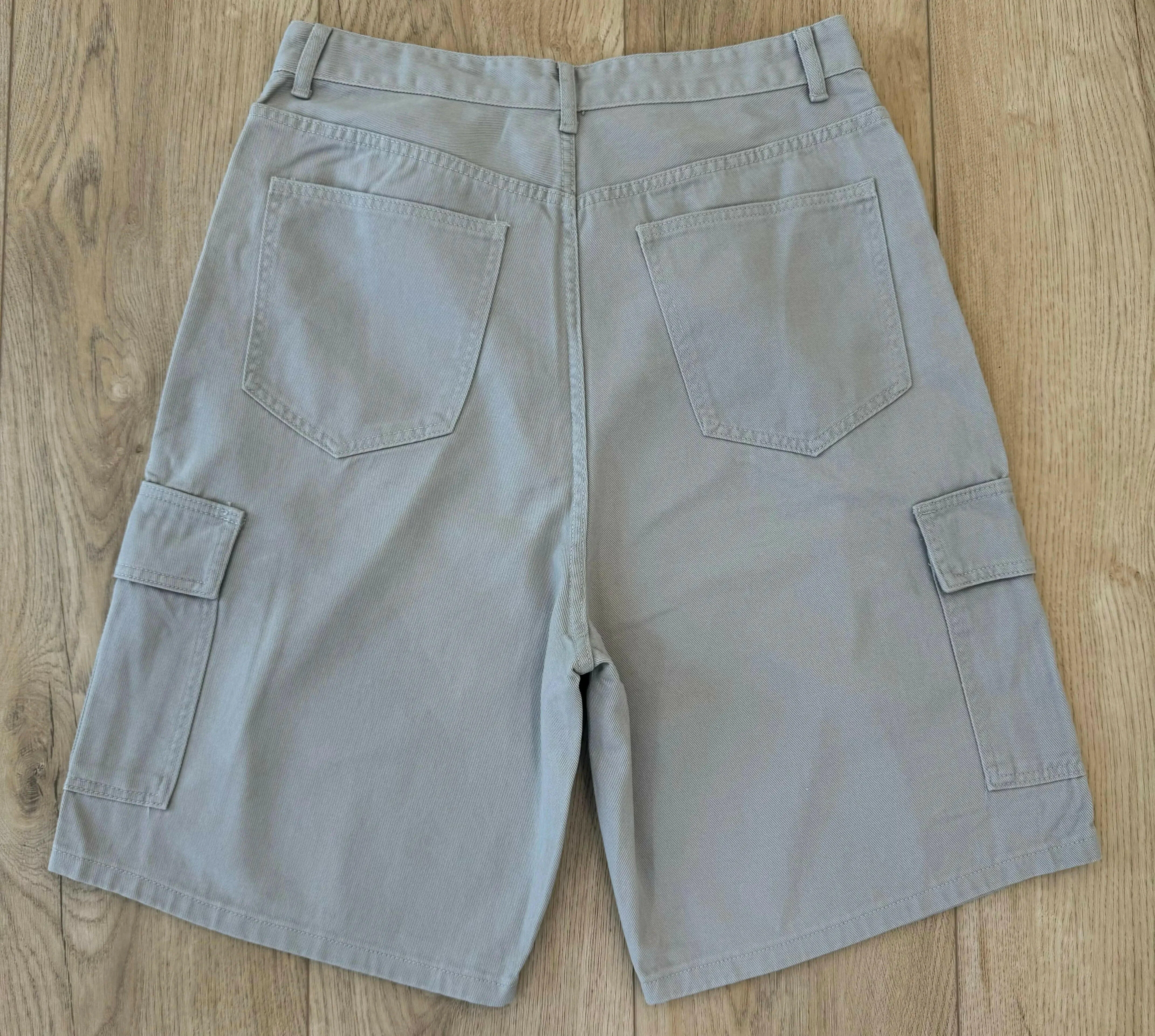 Light Gray Baggy Long Cargo Jorts - Image 6