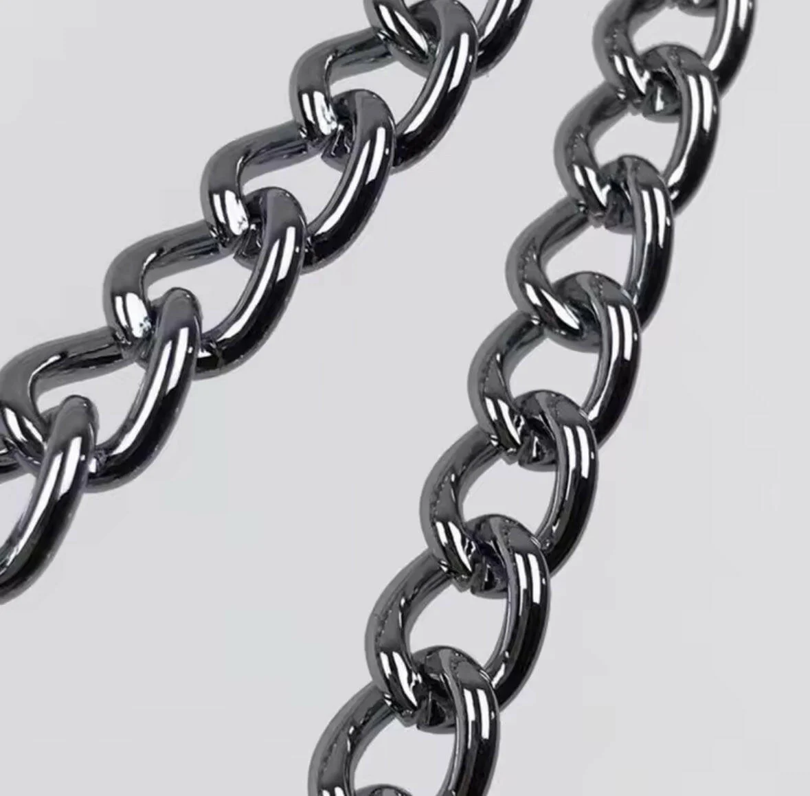 Silver Wallet Chain - Image 3