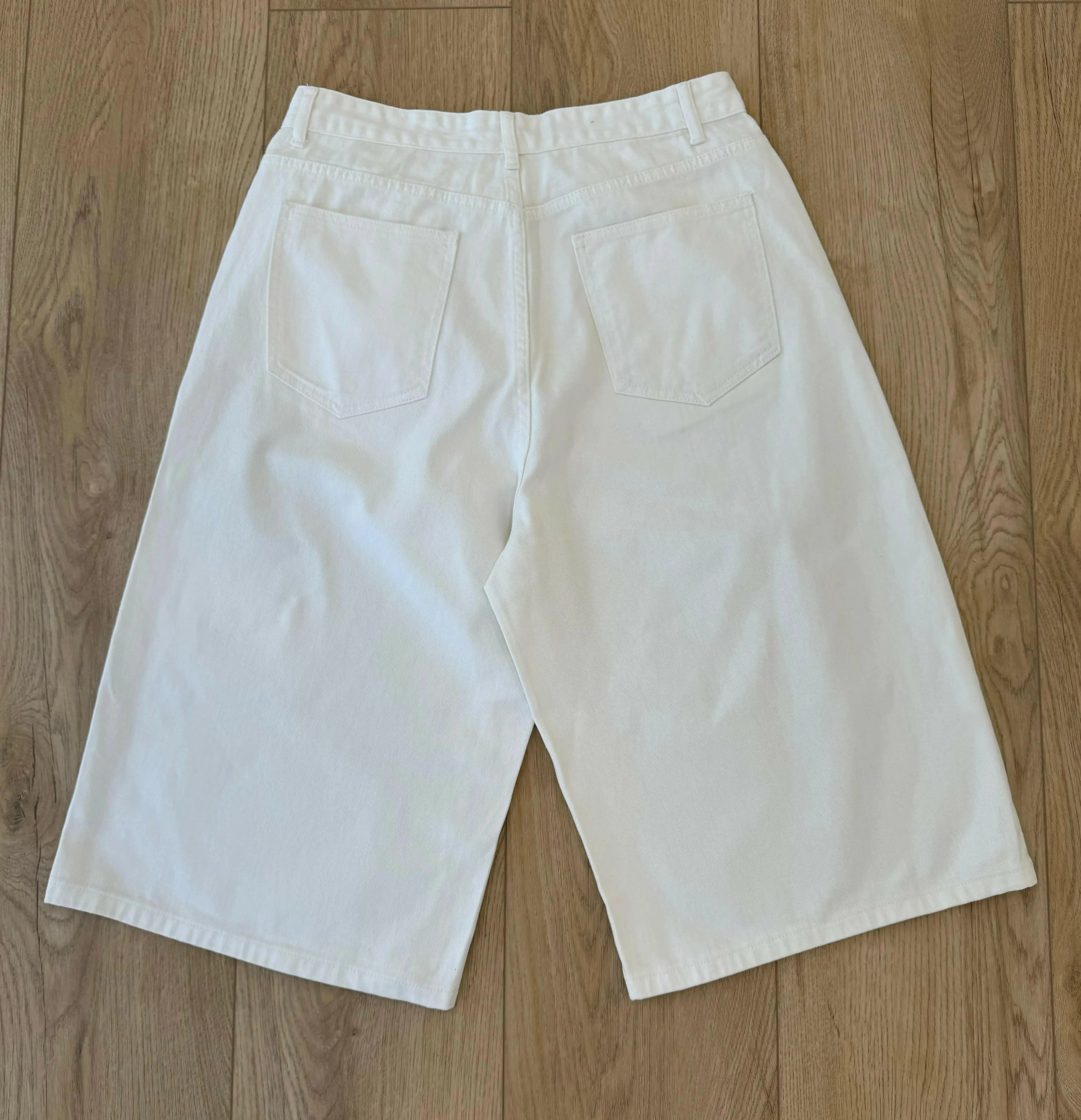 White Baggy Long Jorts - Image 6
